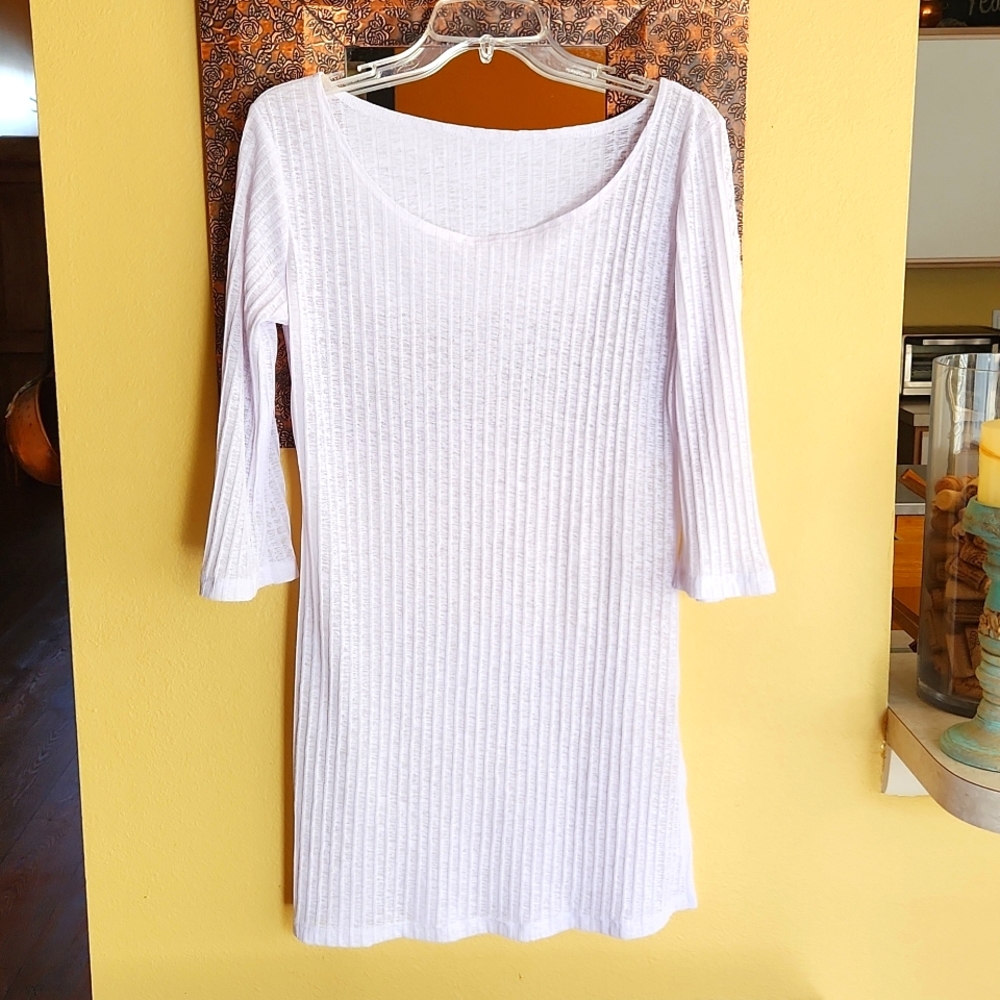 White beach/swimsuit cover up